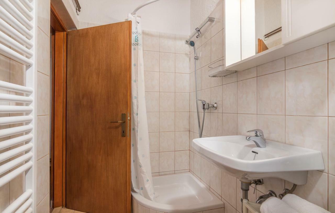 Apartmani Zikovic Porec Bagian luar foto