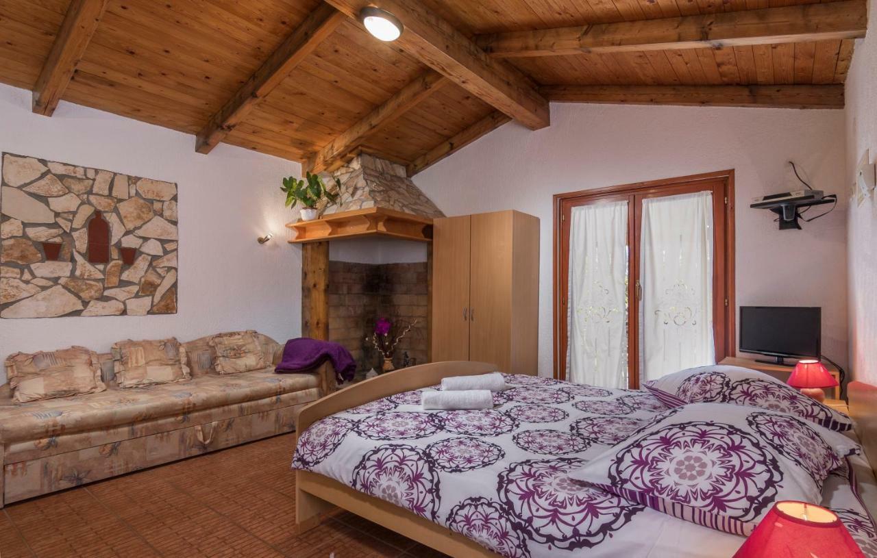 Apartmani Zikovic Porec Bagian luar foto